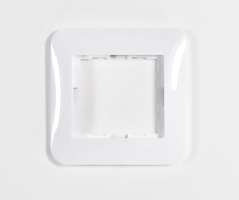 Lezard  KARINA LIFE  Белый  Рамка 1-местная горизонтальная без вставки 708-0200-146